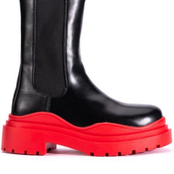 AZALEA WANG WHO GOT GHOSTED FLATFORM CHELSEA BOOT  RED ( BRAND NEW !!! ) - Picture 5 of 7